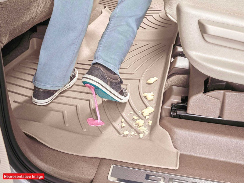WeatherTech 19-25 Chevrolet 1500 Front FloorLiner HP - Black