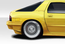 Load image into Gallery viewer, 1986-1991 Mazda RX-7 Duraflex RE Wide Body Rear Fenders - 2 Piece