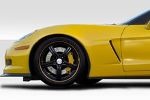 Load image into Gallery viewer, 2005-2013 Chevrolet Corvette Duraflex Z06 Look Front Fenders - 2 Pieces