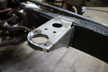 Load image into Gallery viewer, Rust Buster 88-95 Toyota Pickups Body Mount- (Left)