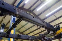 Load image into Gallery viewer, Rust Buster 01-07 Toyota Sequoia Center Frame Section - Right
