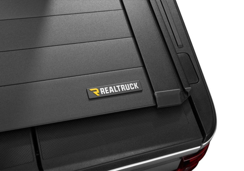 Retrax 21-26 Ford F-150 SuperCrew/SuperCab 5.5ft Bed & F-150 Lightning RetraxPRO EZ-Off FRC-4000