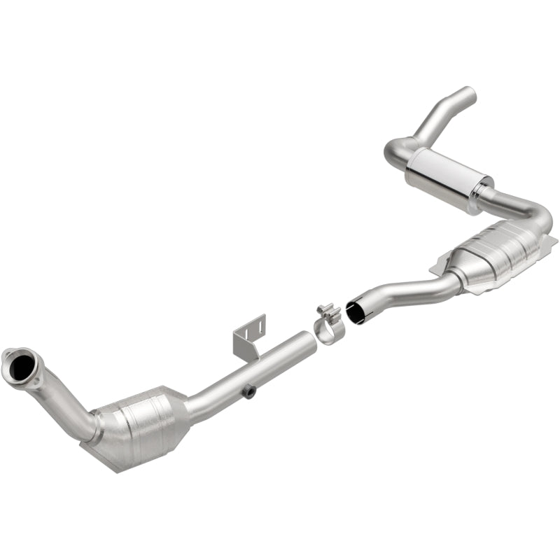 MagnaFlow Conv DF 00 Mercedes ML320