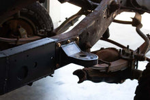 Load image into Gallery viewer, Rustbuster Front Cab Mount