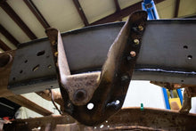 Load image into Gallery viewer, Rustbuster Leaf Spring Right Side