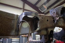 Load image into Gallery viewer, Rustbuster Front Cab Mount Left Side