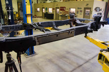 Load image into Gallery viewer, Rust Buster 01-07 Toyota Sequoia Center Frame Section - Left