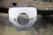 Load image into Gallery viewer, Rustbuster Rear Cab Mount