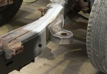 Load image into Gallery viewer, Rust Buster 2004-2012 Chevy Colorado &amp; GMC Canyon Front Cab Body Mount - Right