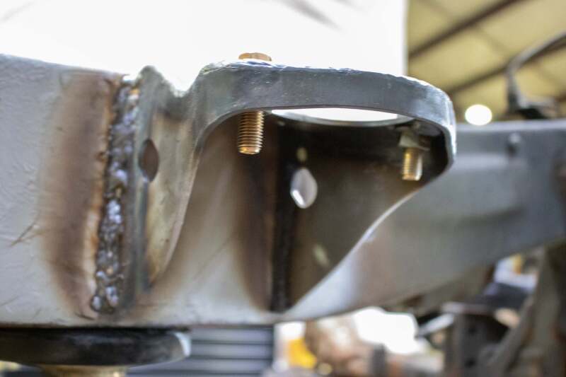 Rust Buster 95-04 Toyota Tocoma Front Cab Mount - RIde Side