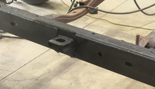 Load image into Gallery viewer, Rust Buster 2004-2012 Chevy Colorado &amp; GMC Canyon Center Cab Body Mount