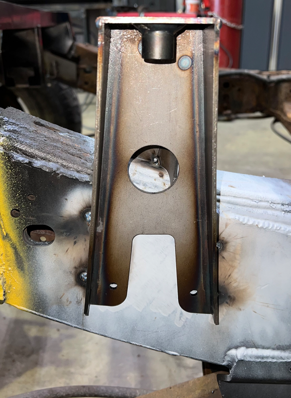 Rust Buster 2004-2012 Colorado Front Bed Mount - Right