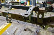 Load image into Gallery viewer, RustBuster 09-18 Ram Rear Cab Mount - Right