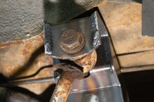 Load image into Gallery viewer, Rustbuster Rear Shock Mount Left Side