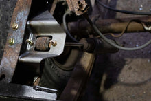 Load image into Gallery viewer, Rustbuster Rear Shock Mount Right Side