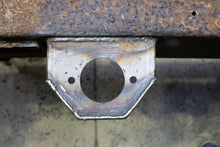 Load image into Gallery viewer, Rustbuster Center Cab Mount