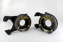 Load image into Gallery viewer, Wilwood Caliper Bracket Kit - 12 Bolt Chevy 1PC 12.19x.81 Rotor (Disc/Drum D154)