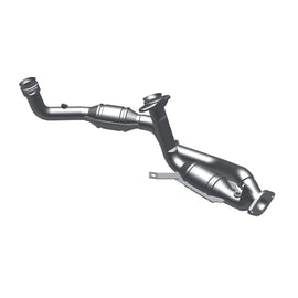MagnaFlow Conv DF '96-'99 Taurus 3.4L Front C