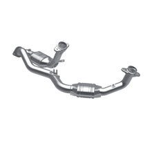 Load image into Gallery viewer, MagnaFlow Conv DF &#39;96-&#39;99 Ford Taurus3.0L 50S