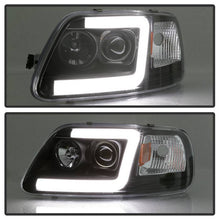 Load image into Gallery viewer, Spyder 97-03 Ford F-150 Light Bar Projector Headlights - Blk