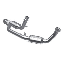 Load image into Gallery viewer, MagnaFlow Conv DF &#39;96-&#39;99 Ford Taurus3.0L 50S