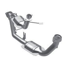 Load image into Gallery viewer, MagnaFlow Conv DF &#39;96-&#39;99 Ford Taurus3.0L 50S