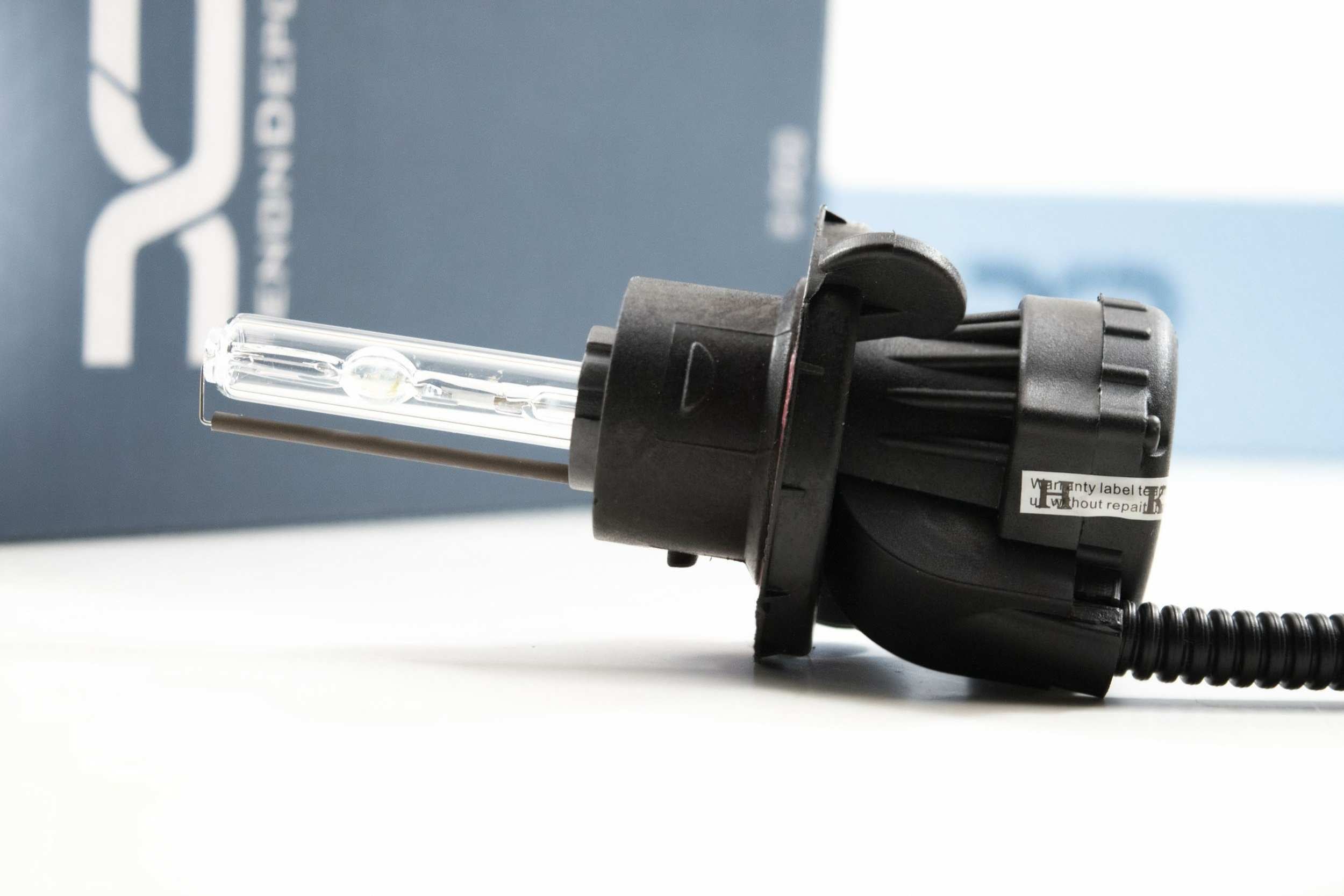 H13/9008 Bi-Xenon: XTR 4300K HID Bulbs (Pair)