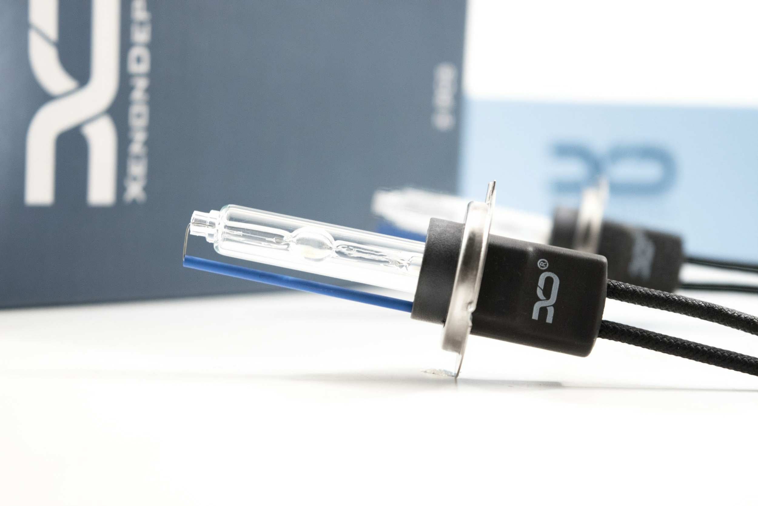 H7A: XTR 4000K HID Bulbs (Pair)